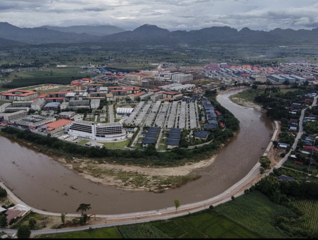Fierce Clashes near Lay Kay Kaw Shut Chinese Casinos and Boat Gates on Thai-Myanmar Border